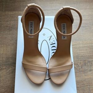 Steve Madden soph nude heels